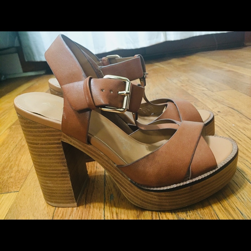 Brand New Aldo Sexy Leather Platform Heels